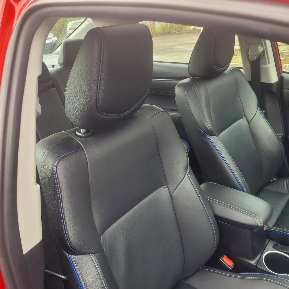 Used 2019 Toyota Corolla XSE image 26