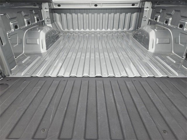 Used 2025 Chevrolet Silverado 1500 LTZ image 31