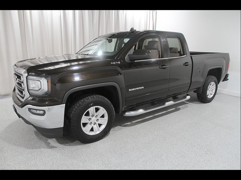 Used 2018 GMC Sierra 1500 SLE w/ SLE Value Package AWD/4WD image 3