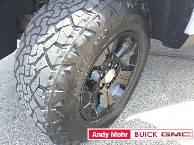 Used 2018 Chevrolet Silverado 1500 LT w/ All Star Edition AWD/4WD image 23