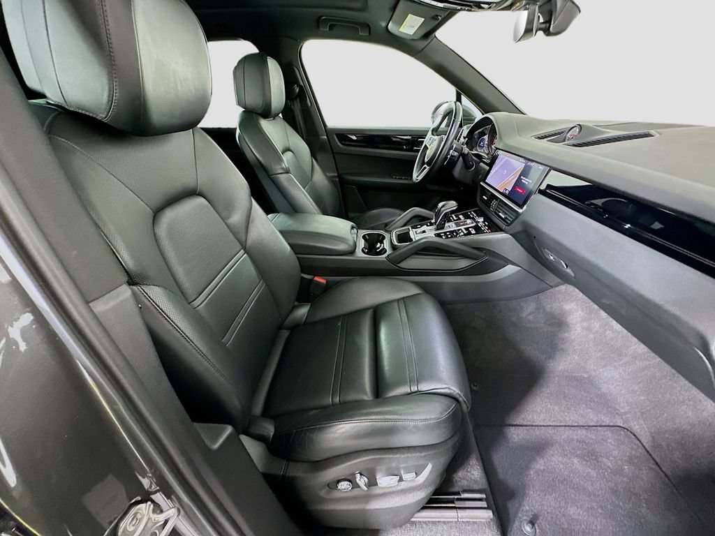 Certified 2020 Porsche Cayenne AWD/4WD image 29