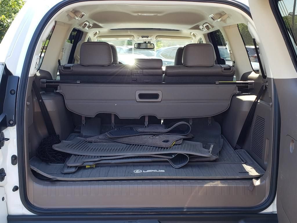 Used 2018 Lexus GX 460 Luxury AWD/4WD image 9