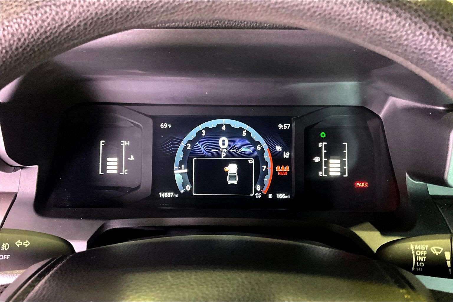 Used 2024 Toyota Tacoma SR5 AWD/4WD image 15