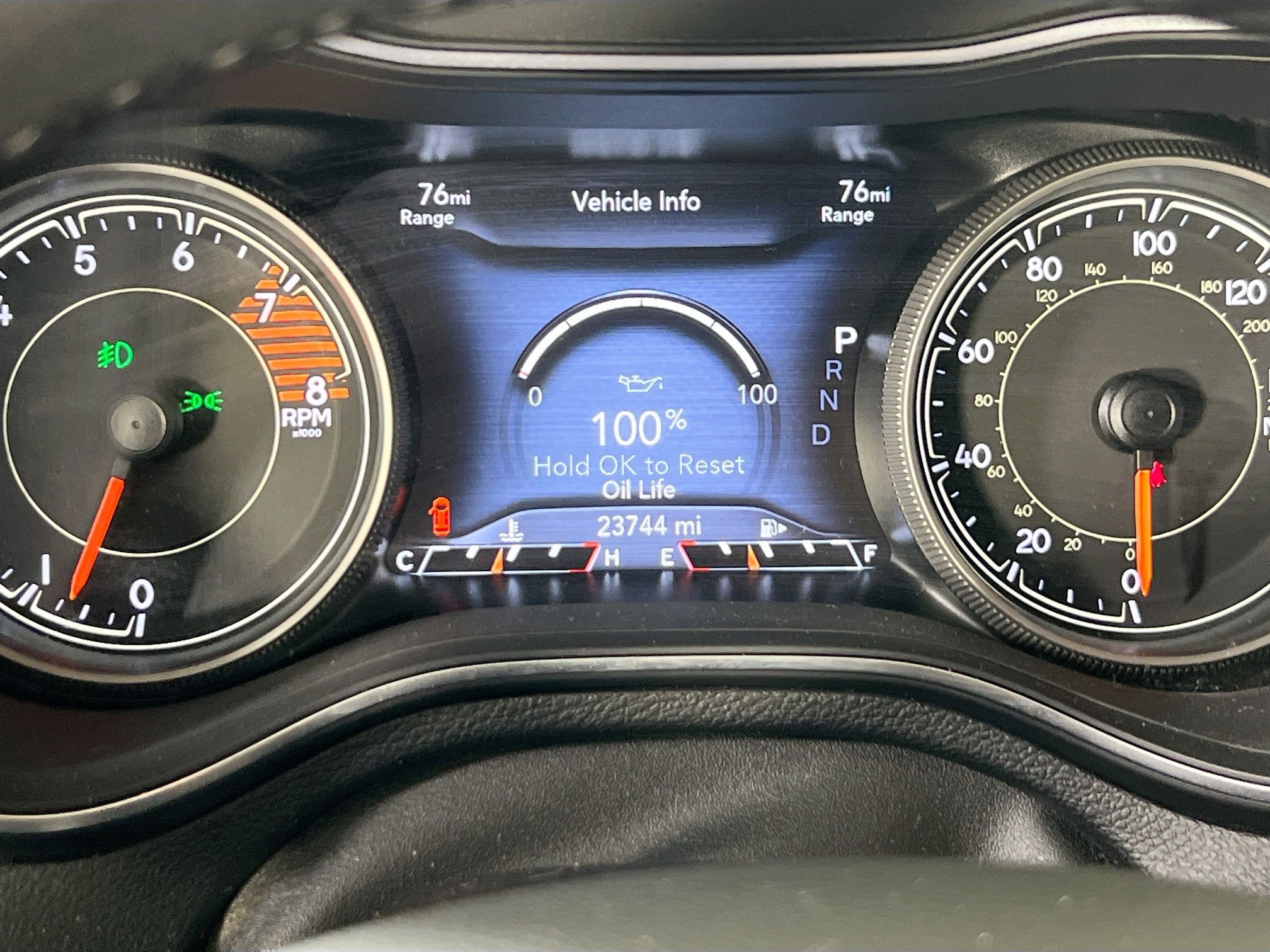 Used 2022 Jeep Cherokee Trailhawk w/ Premium Leather Package image 12