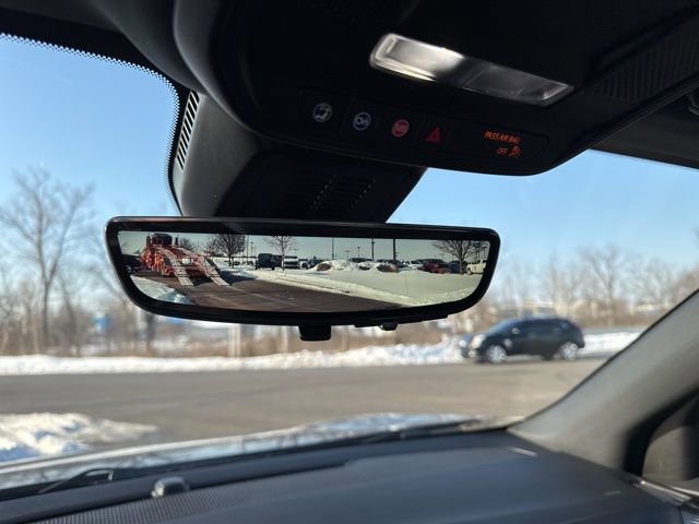 Used 2025 Chevrolet Equinox LT w/ Safety and Technology Package image 29