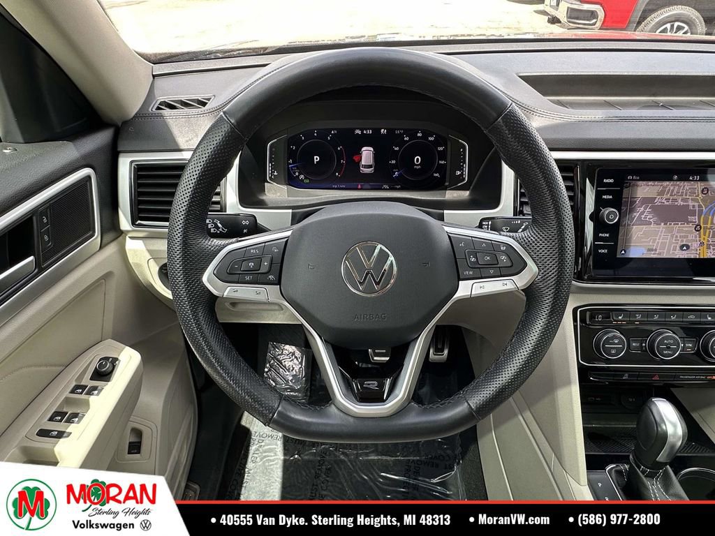 Used 2023 Volkswagen Atlas SEL R-Line AWD/4WD image 17