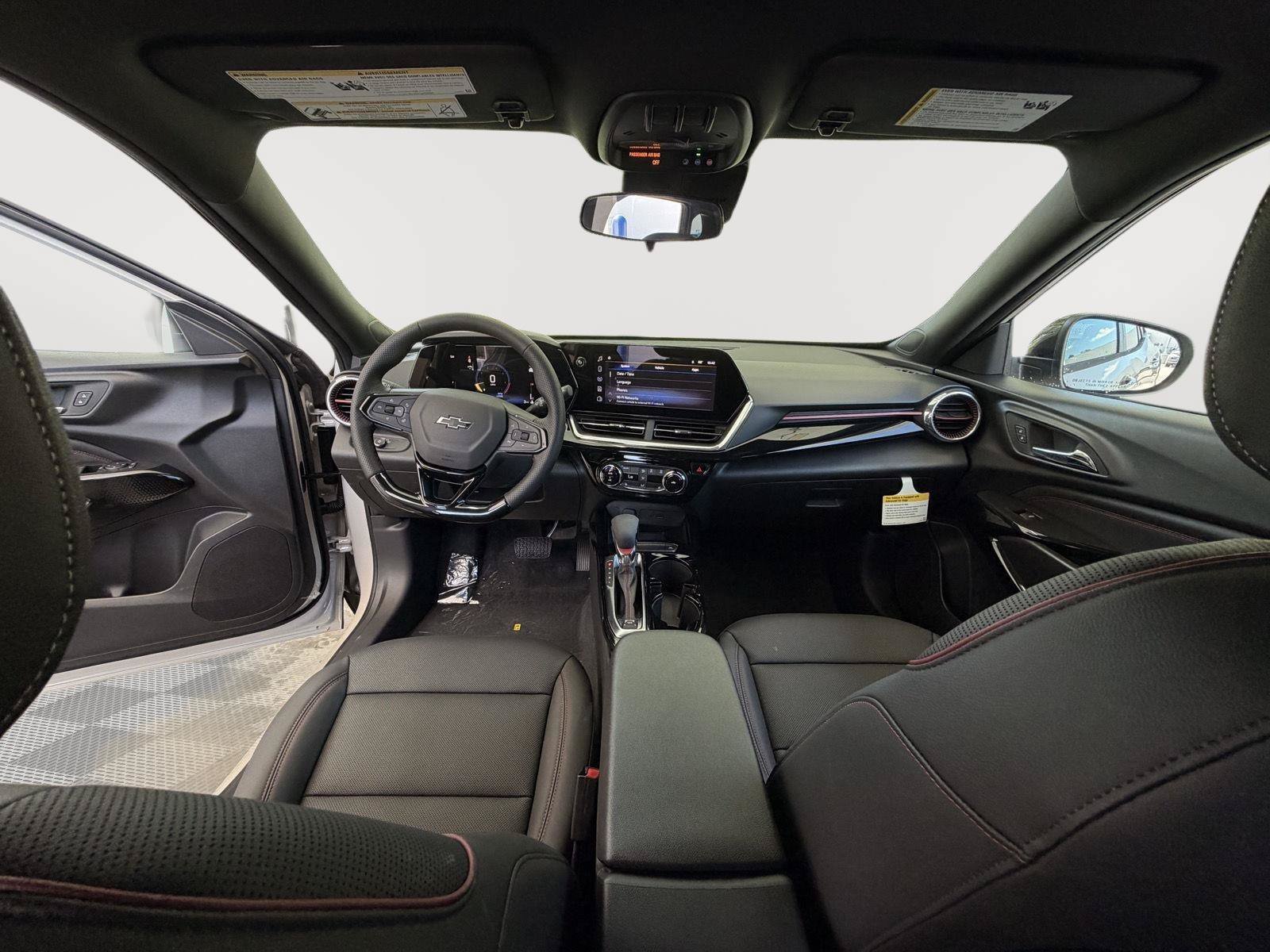 New 2026 Chevrolet Trax RS w/ Sunroof Package FWD image 21