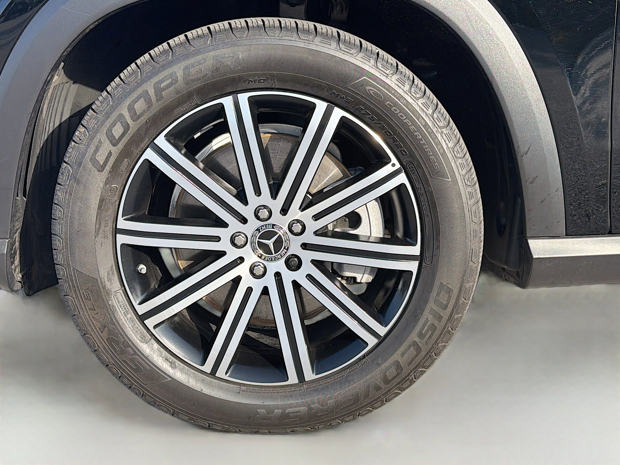 Used 2025 Mercedes-Benz GLE 450 4MATIC image 41