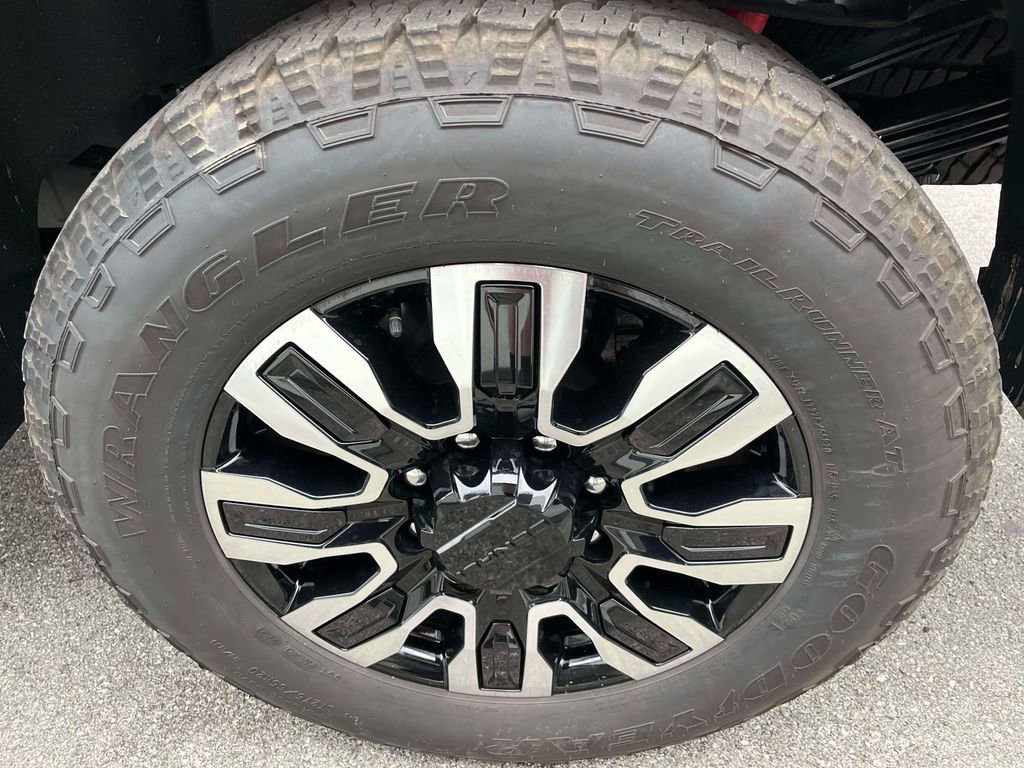 Certified 2026 GMC Sierra 2500 Denali Ultimate w/ Max Trailering Package image 11