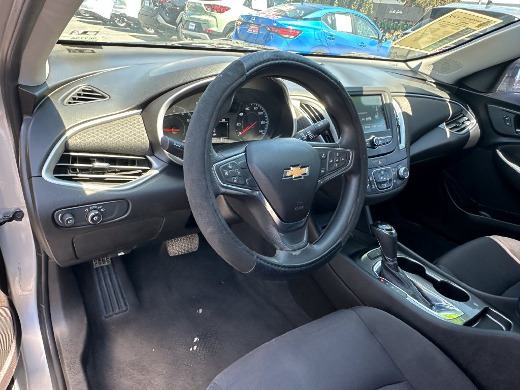 Used 2018 Chevrolet Malibu LS FWD image 20