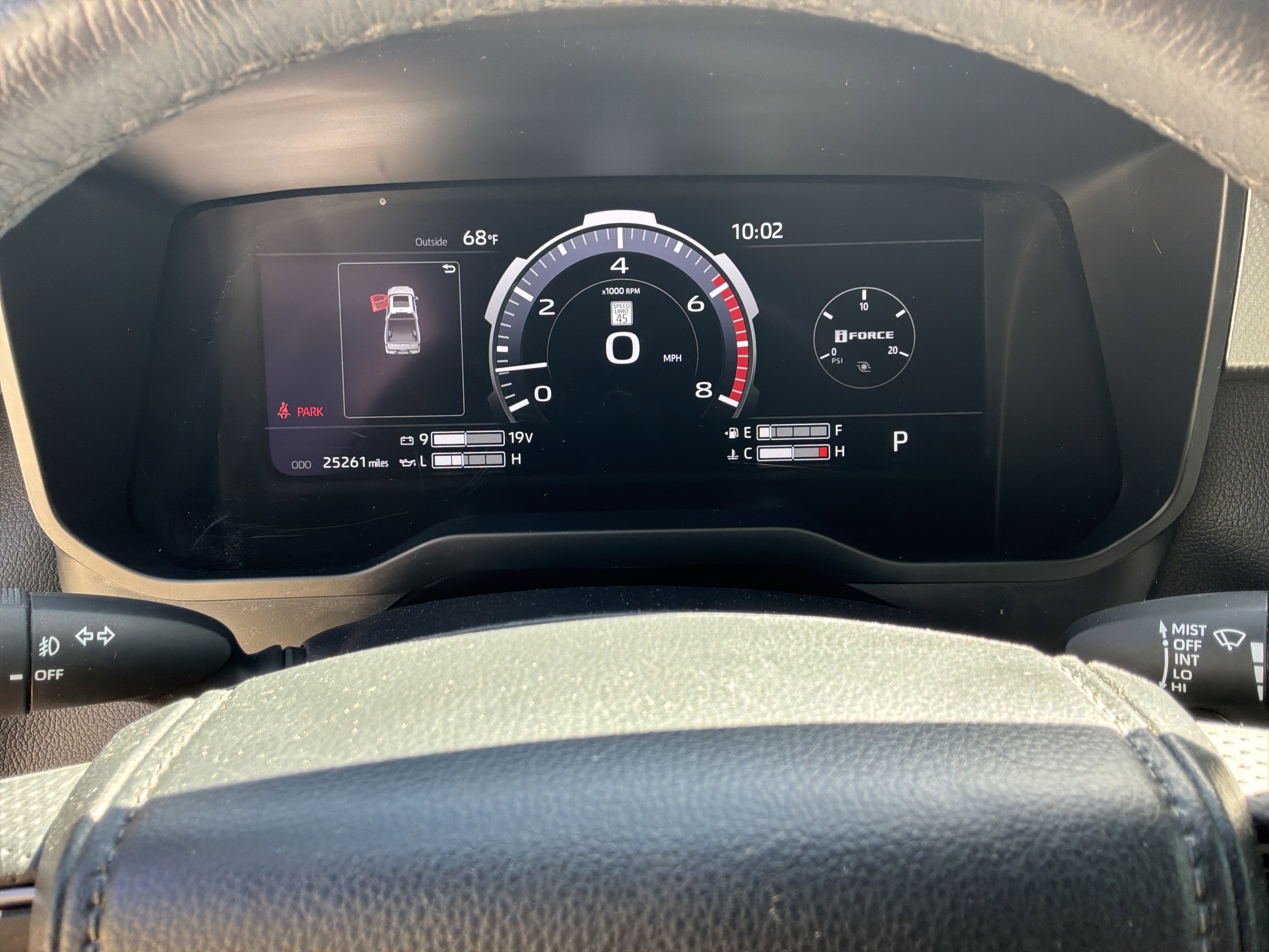 Used 2025 Toyota Tundra Limited AWD/4WD image 21