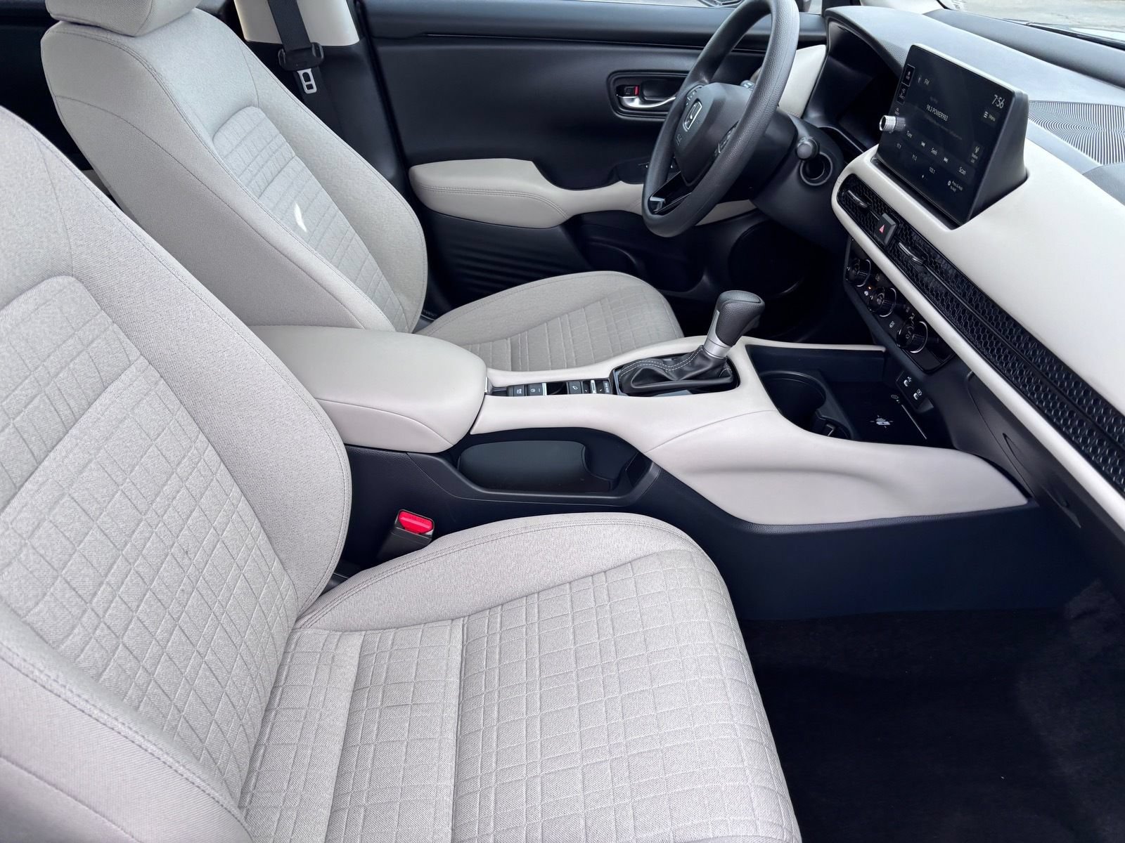 Certified 2026 Honda HR-V LX image 14