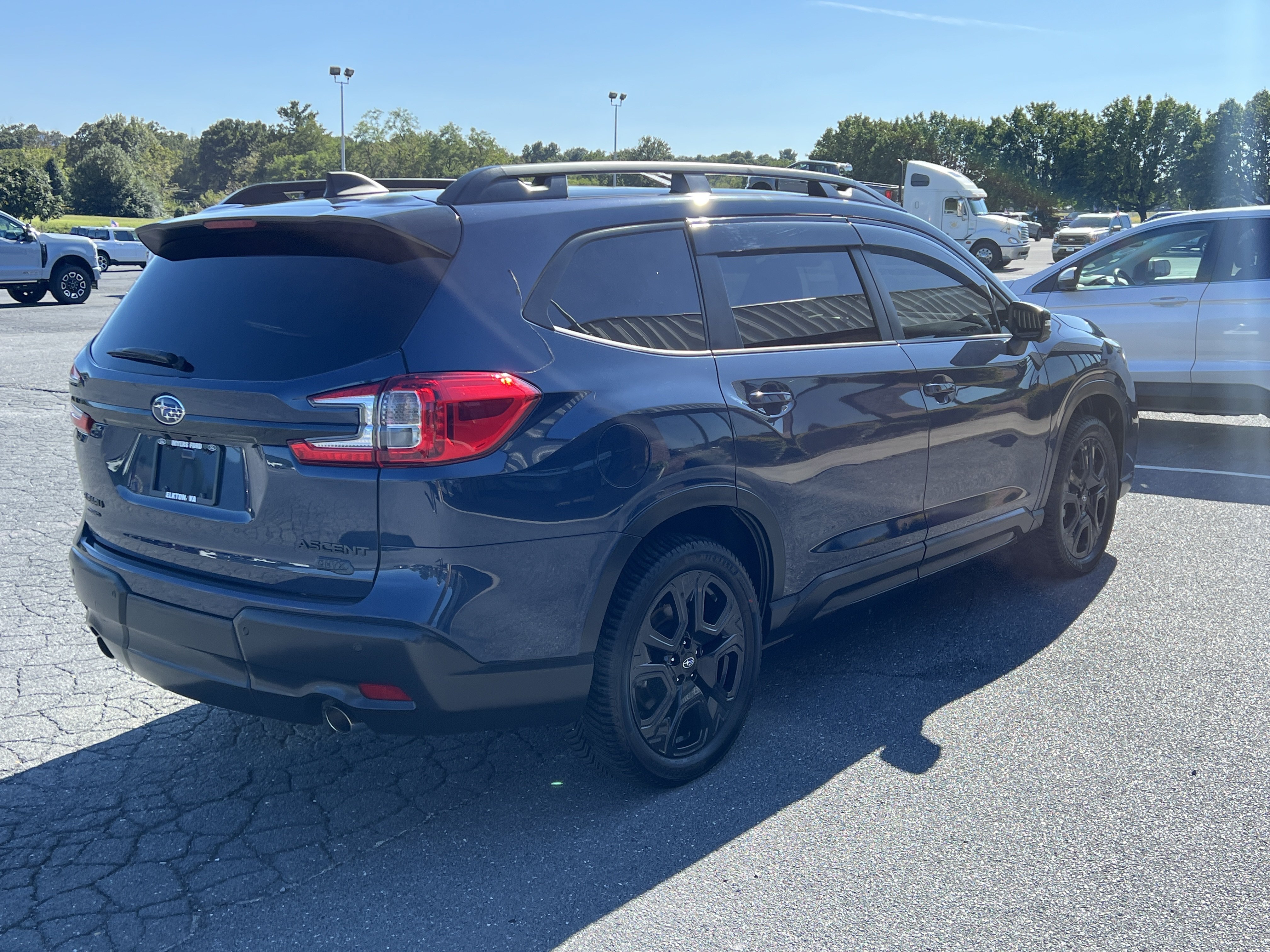 Used 2023 Subaru Ascent Onyx Edition Limited AWD/4WD image 6