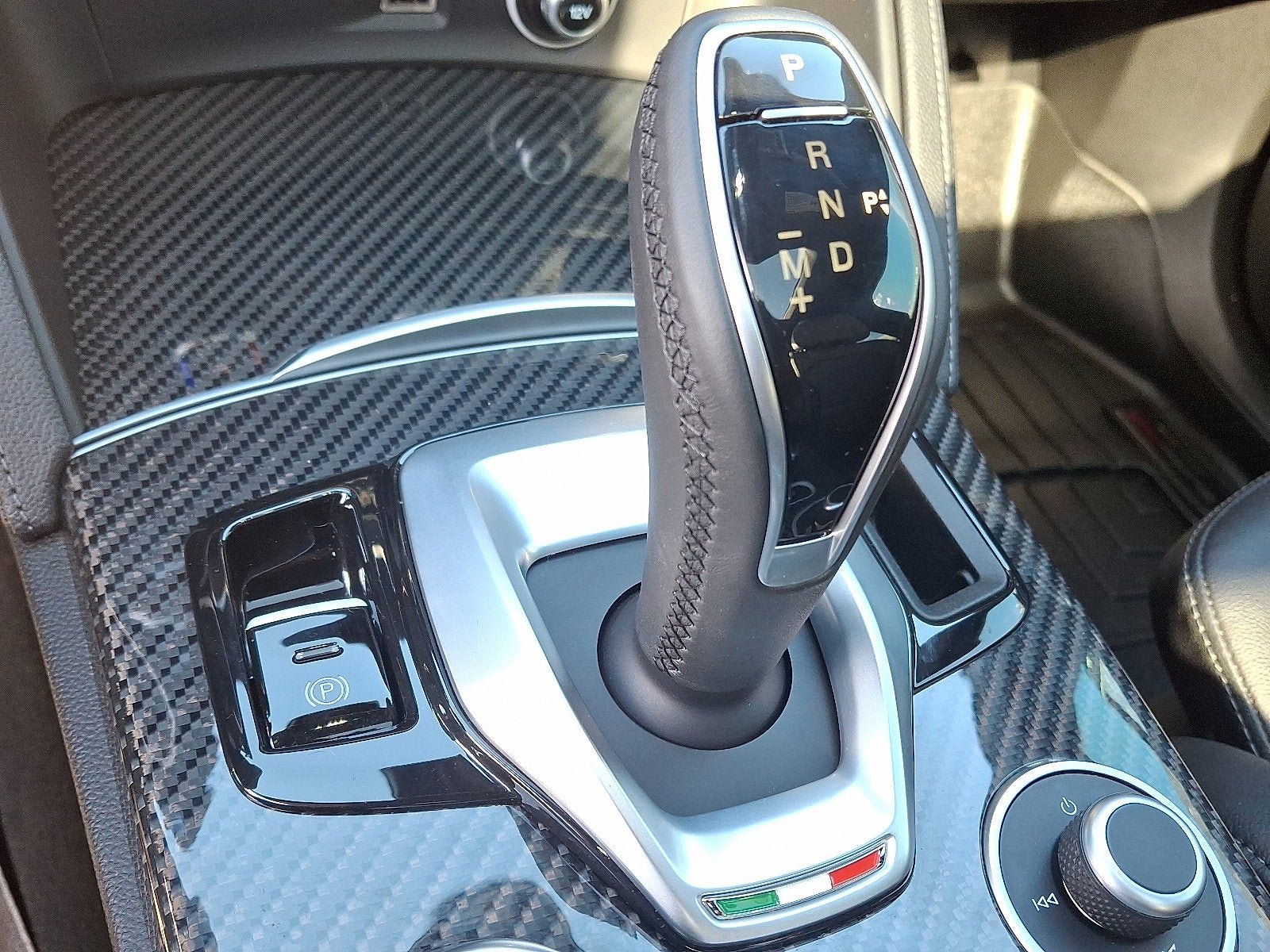 Used 2022 Alfa Romeo Stelvio Quadrifoglio w/ Active Assist Plus Package AWD/4WD image 15