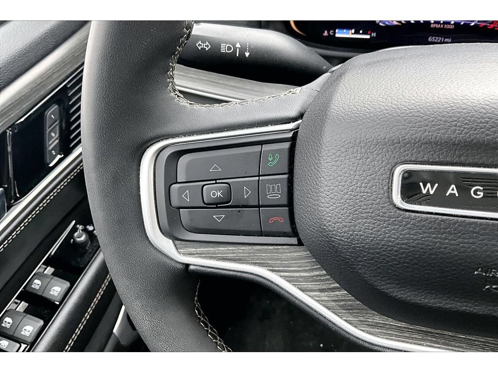 Used 2024 Jeep Wagoneer Series III AWD/4WD image 27