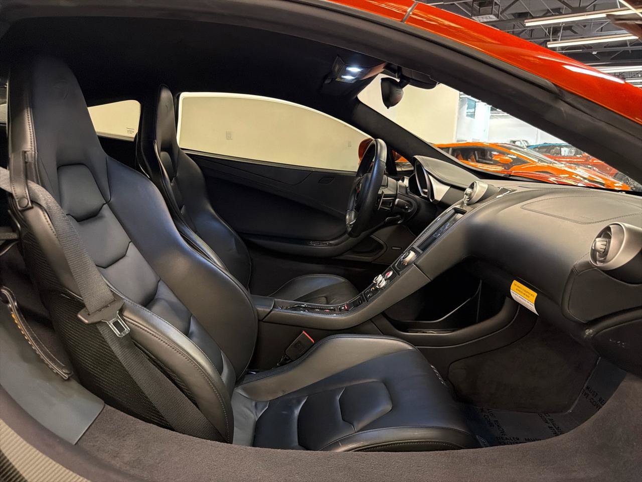 Used 2012 McLaren MP4-12C Coupe RWD image 28