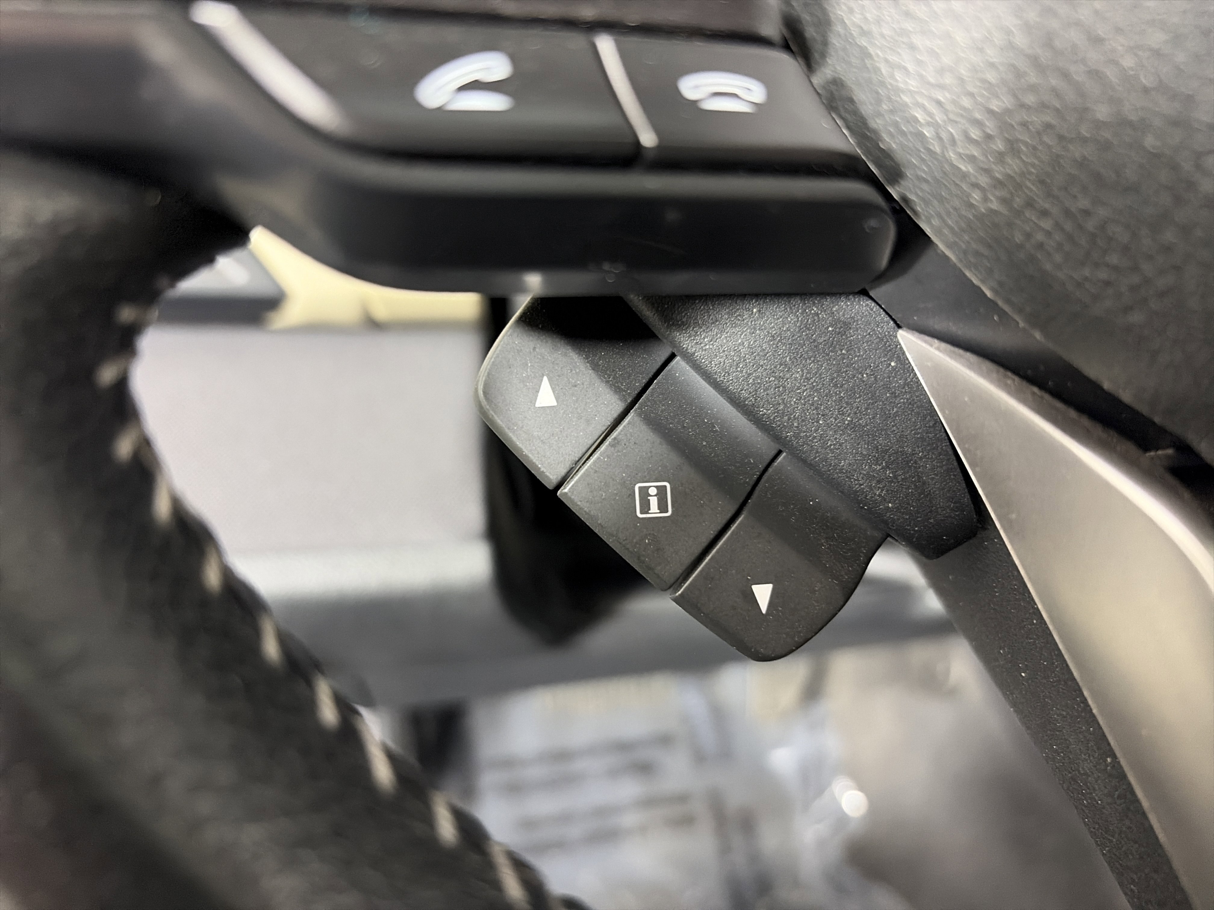 Used 2021 Subaru Outback Premium w/ Popular Package #1 AWD/4WD image 33