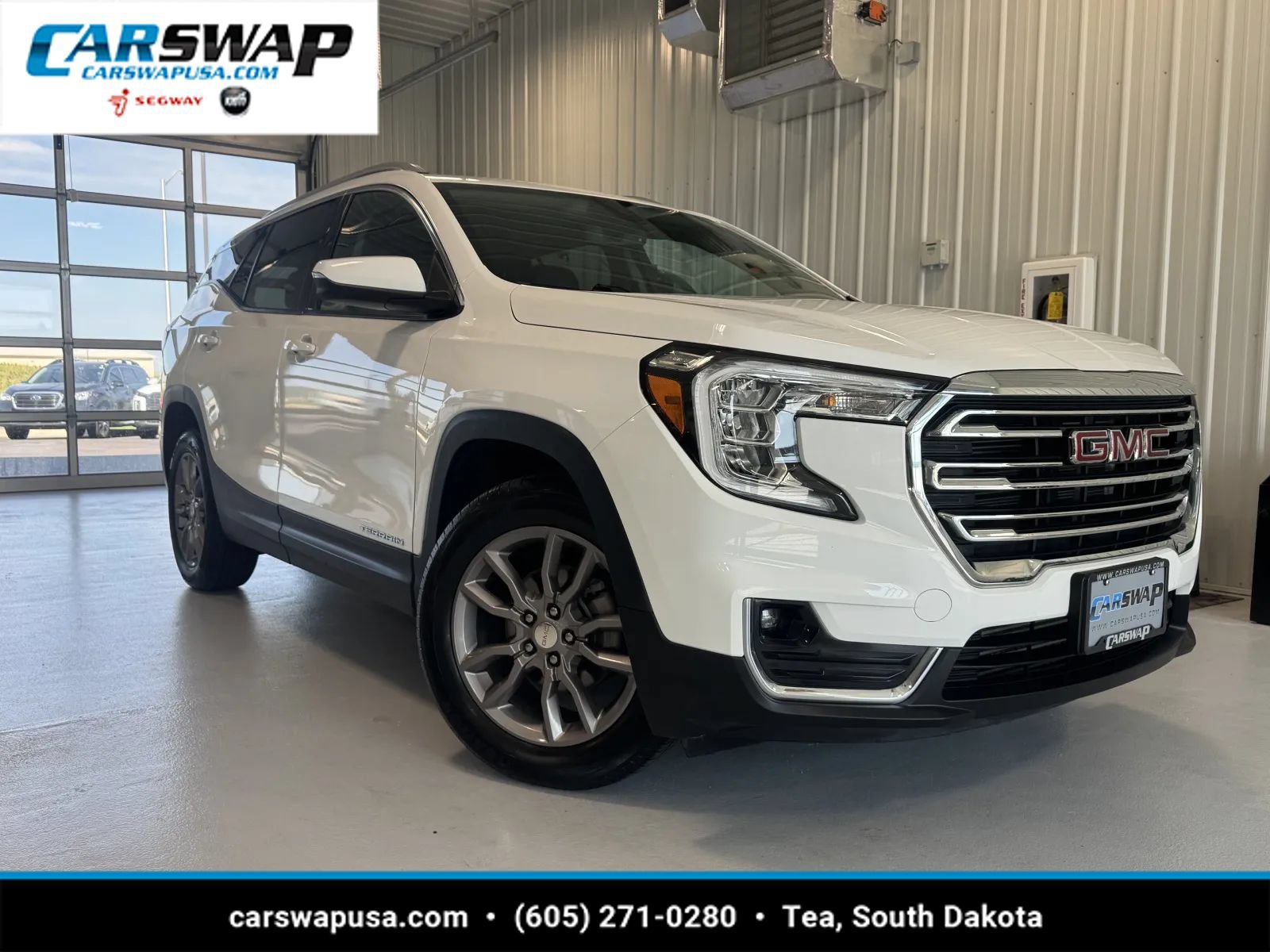Used 2024 GMC Terrain SLT