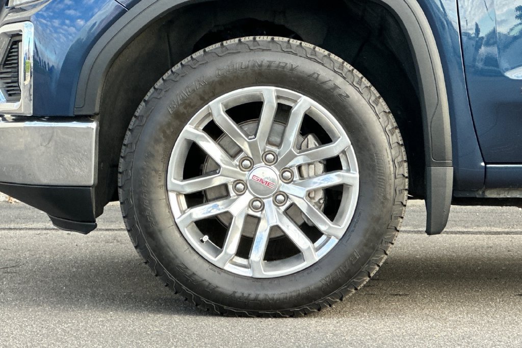Used 2019 GMC Sierra 1500 SLT w/ SLT Premium Plus Package AWD/4WD image 28