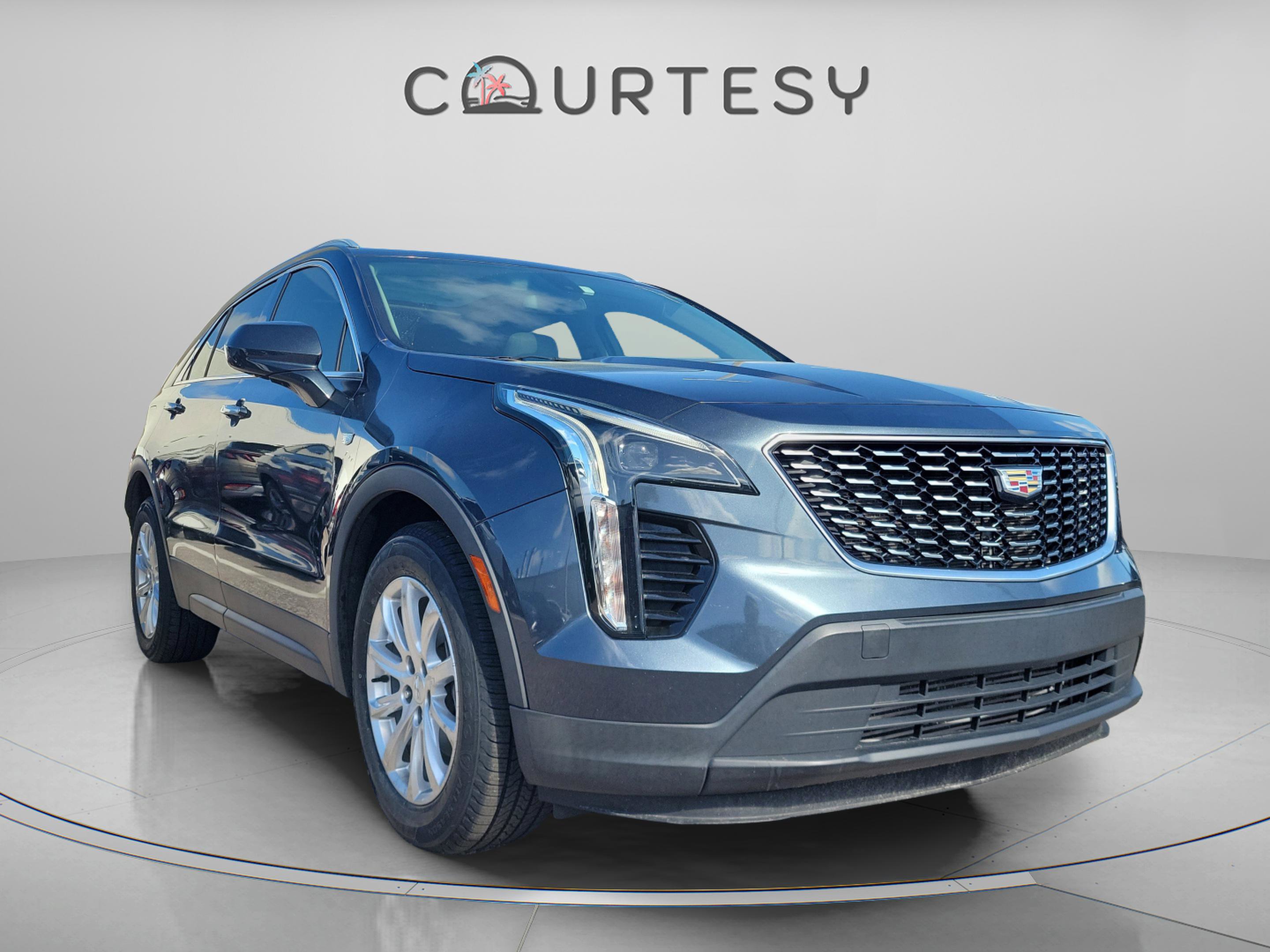 Used 2019 Cadillac XT4 Luxury image 4
