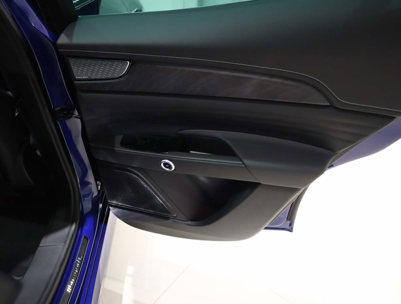 New 2025 Maserati Grecale GT image 13