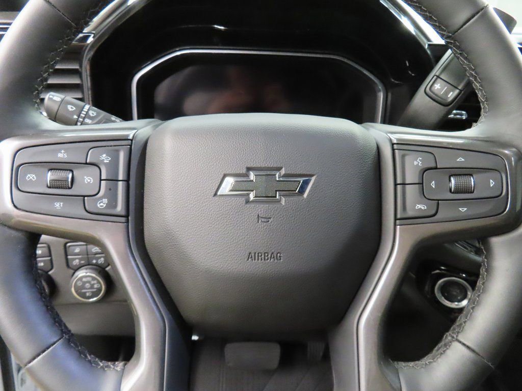 Used 2025 Chevrolet Silverado 2500 ZR2 w/ Technology Package image 67