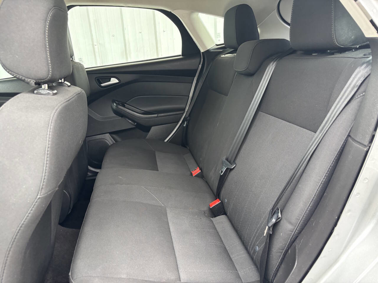 Used 2018 Ford Focus SE image 12