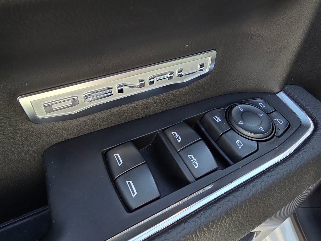 Used 2023 GMC Sierra 1500 Denali w/ Denali Reserve Package image 12