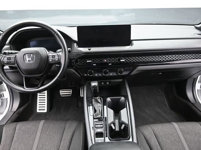 Used 2023 Honda Accord Sport image 12