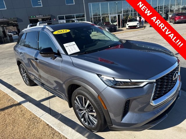 Used 2025 INFINITI QX60 Sensory image 3