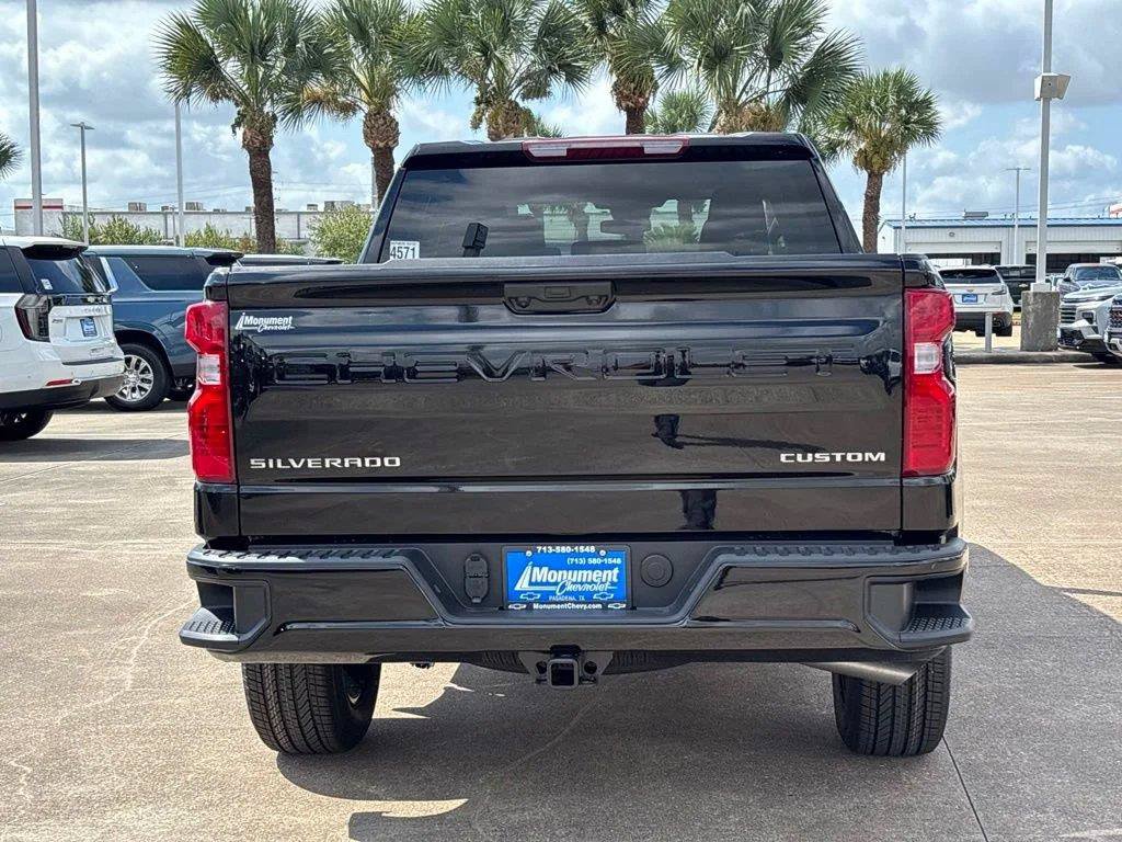 New 2026 Chevrolet Silverado 1500 Custom RWD image 11
