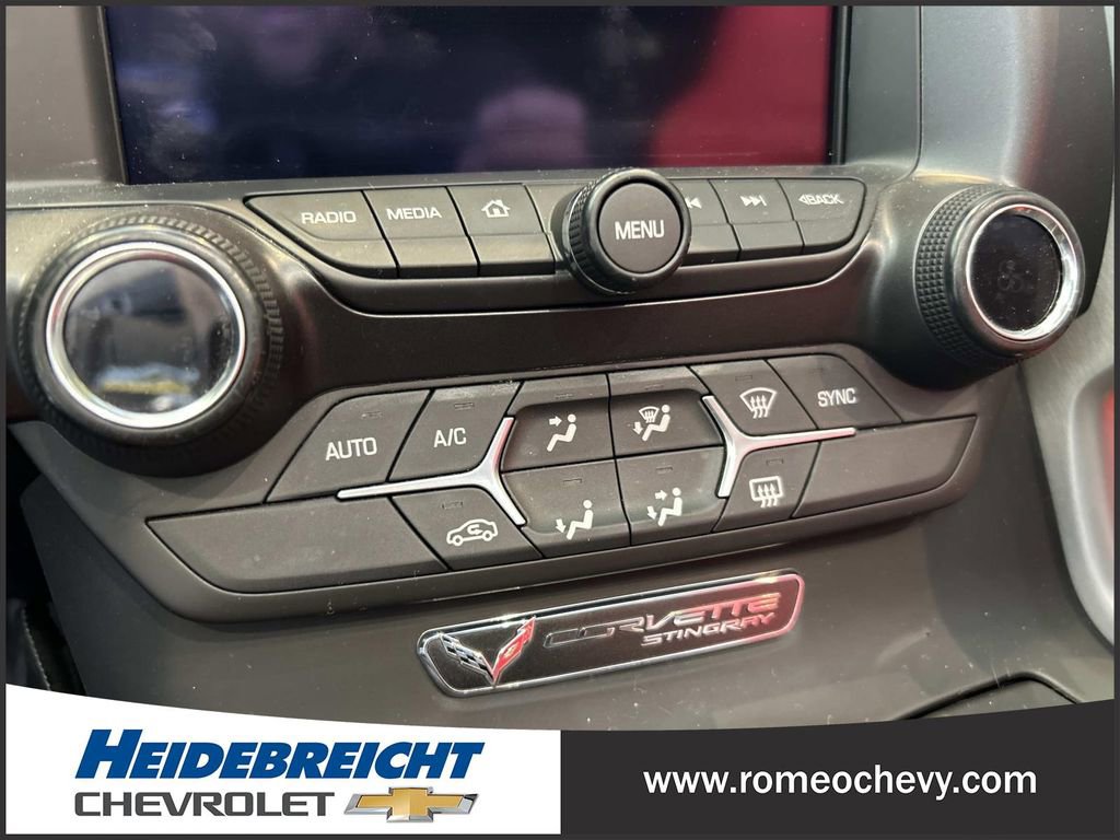 Used 2018 Chevrolet Corvette Stingray Coupe w/ 1LT RWD image 22