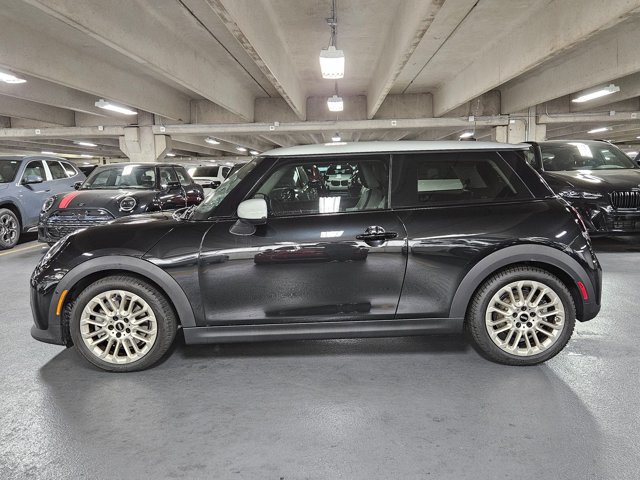 Certified 2025 MINI Cooper S FWD image 8