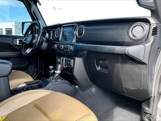 Used 2019 Jeep Wrangler Unlimited Sahara image 14