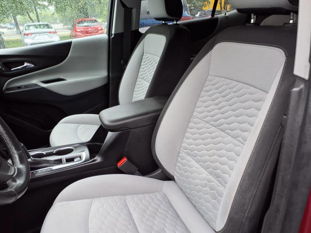 Used 2019 Chevrolet Equinox LT image 16