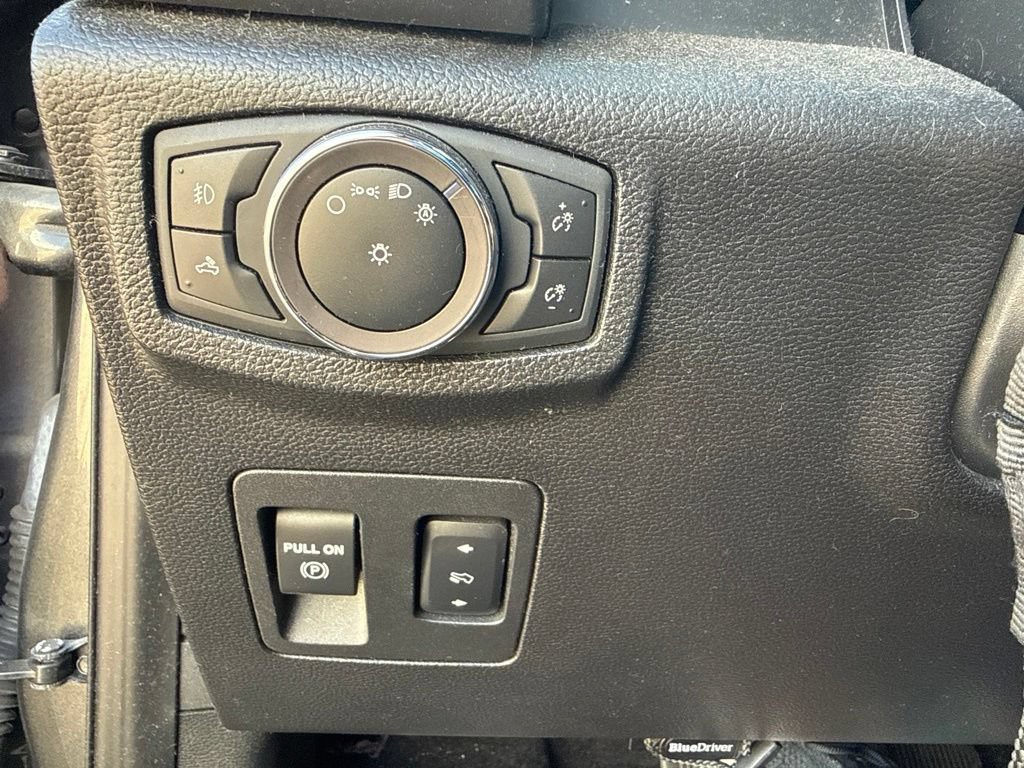 Used 2019 Ford F150 XLT w/ Equipment Group 302A Luxury RWD image 11