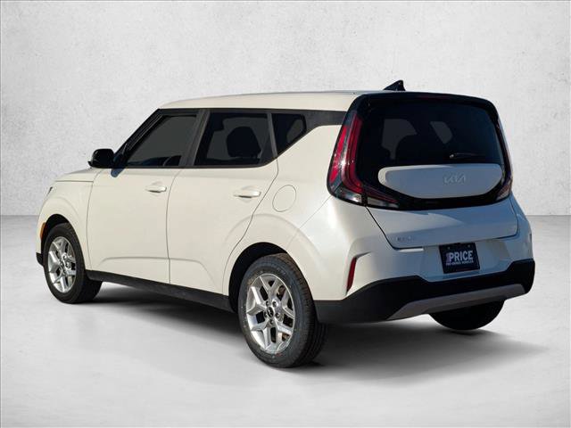 Used 2023 Kia Soul LX w/ Option Group 015 image 8