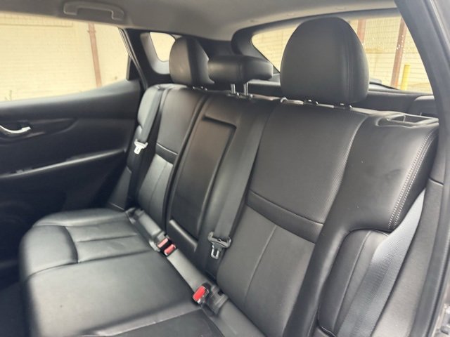 Used 2022 Nissan Rogue Sport SL image 13