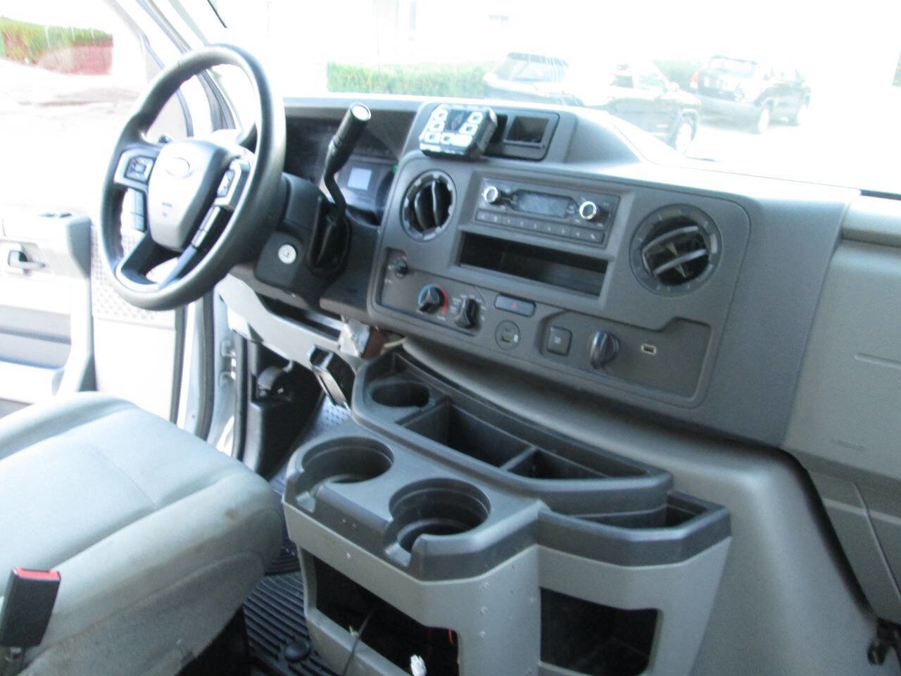 Used 2021 Ford E-350 and Econoline 350 Super Duty w/ Power Windows & Locks Group image 19