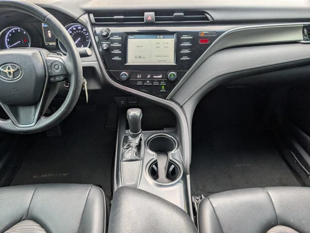 Used 2018 Toyota Camry SE FWD image 7