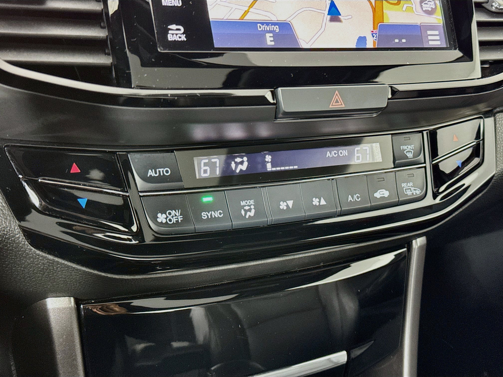 Used 2017 Honda Accord Touring image 16