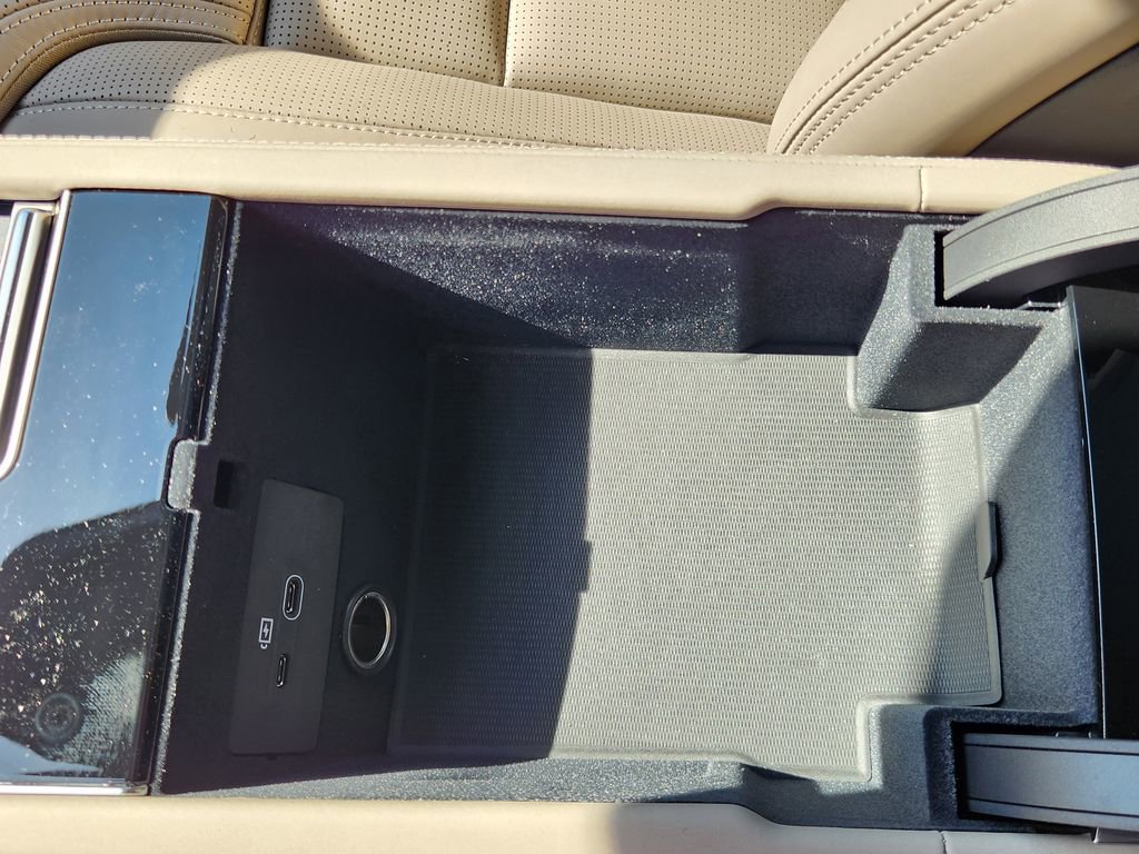 New 2026 Volvo XC90 T8 Ultra w/ Lounge Package image 35