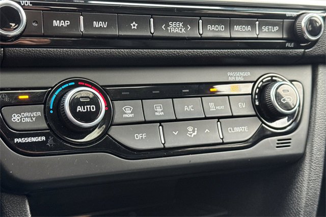 Used 2022 Kia Niro EX Premium image 27