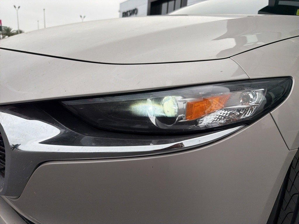 Used 2022 MAZDA MAZDA3 s image 6