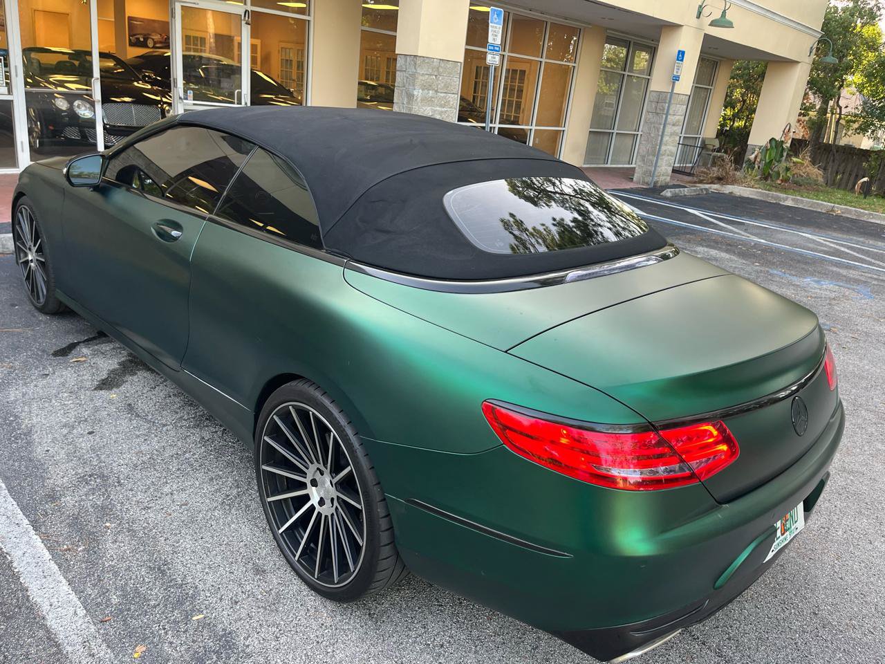 Used 2017 Mercedes-Benz S 550 Cabriolet image 24