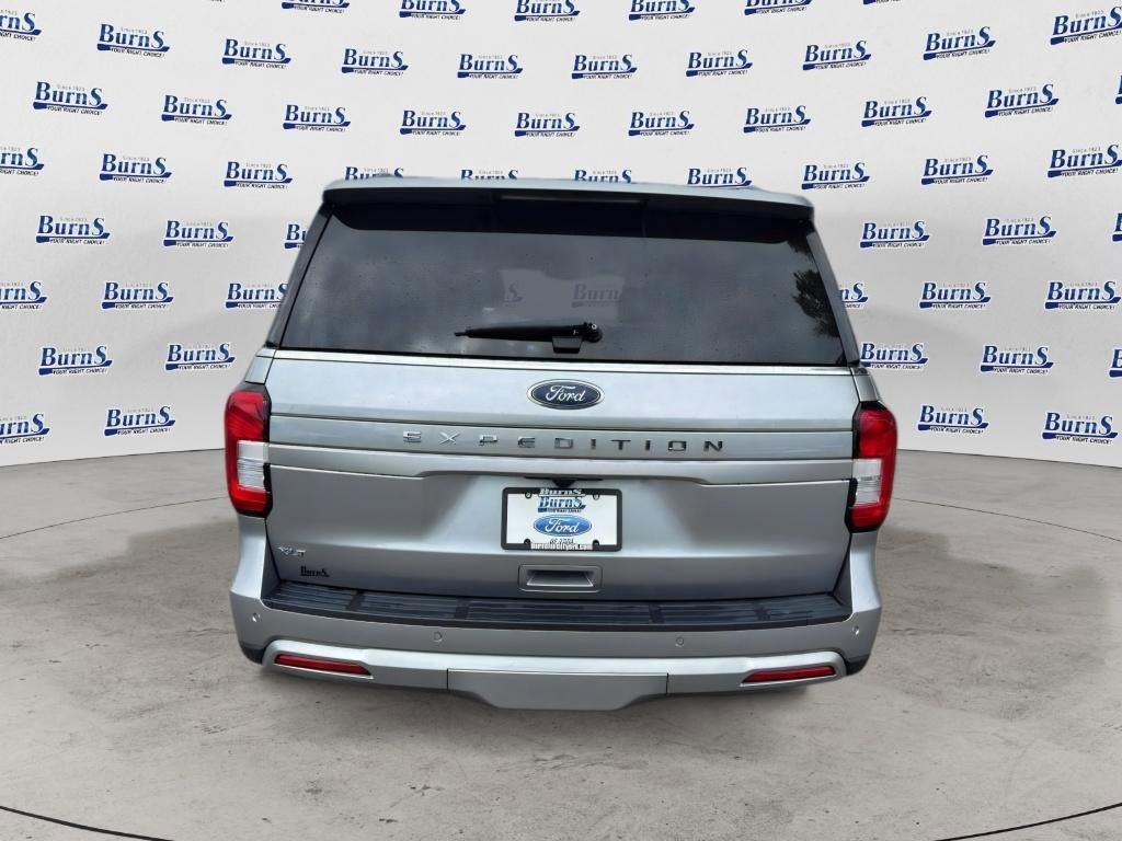 Used 2024 Ford Expedition XLT AWD/4WD image 7