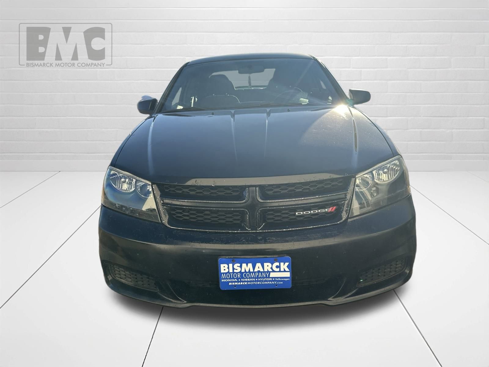 Used 2013 Dodge Avenger SE image 2