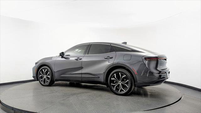 Used 2024 Toyota Crown XLE image 4