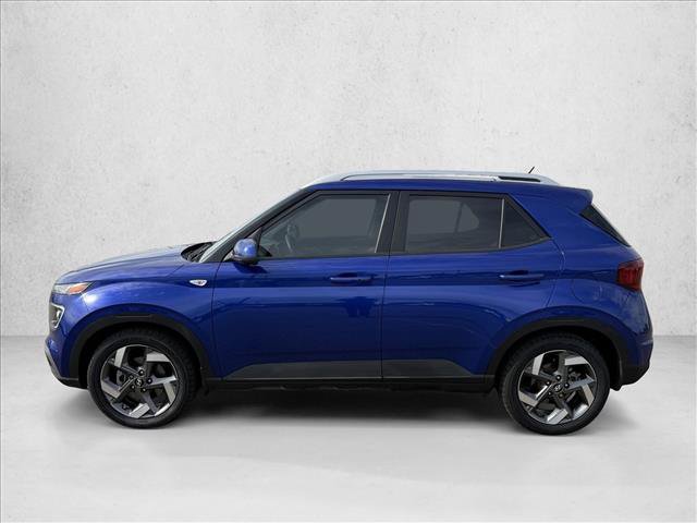 Used 2024 Hyundai Venue Limited FWD image 9