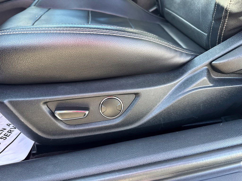 Used 2016 Ford Mustang Premium RWD image 19